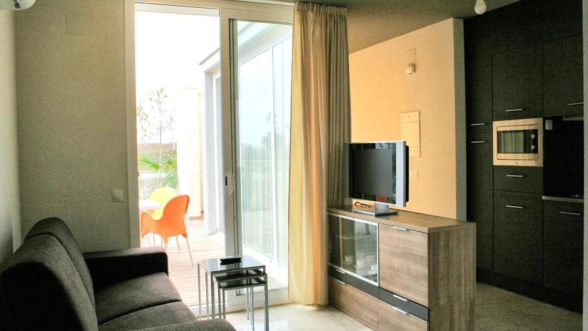 Apartment Facing The Pool L' Escala